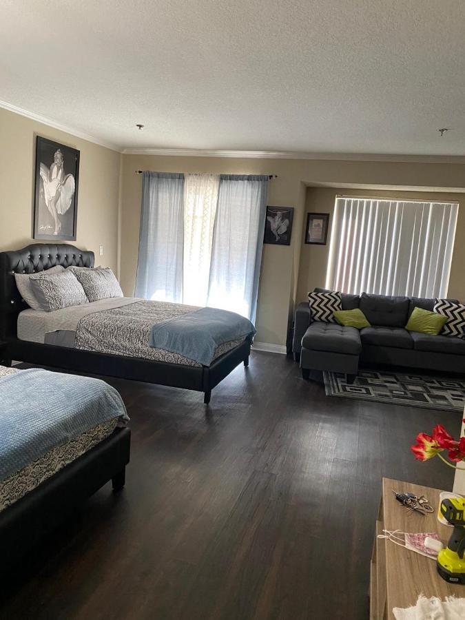לוס אנג'לס Hollywood Loft Spacious With 2 Beds And Parking מראה חיצוני תמונה